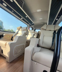 Hire Maharaja Tempo Traveller in Delhi