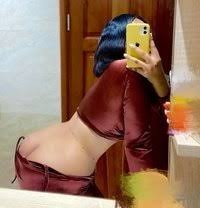 24x7Hrs✔️Young Call Girls in Regenta Central Noida Hotel  Book now -9958560360