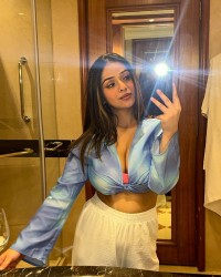 9319099832 Call Girls in Munirka and escort services 24×7