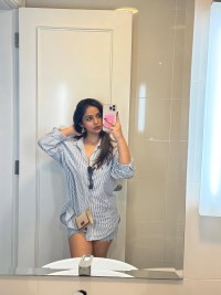 9319099832 Call Girls In Gulabi Bagh Escort Service